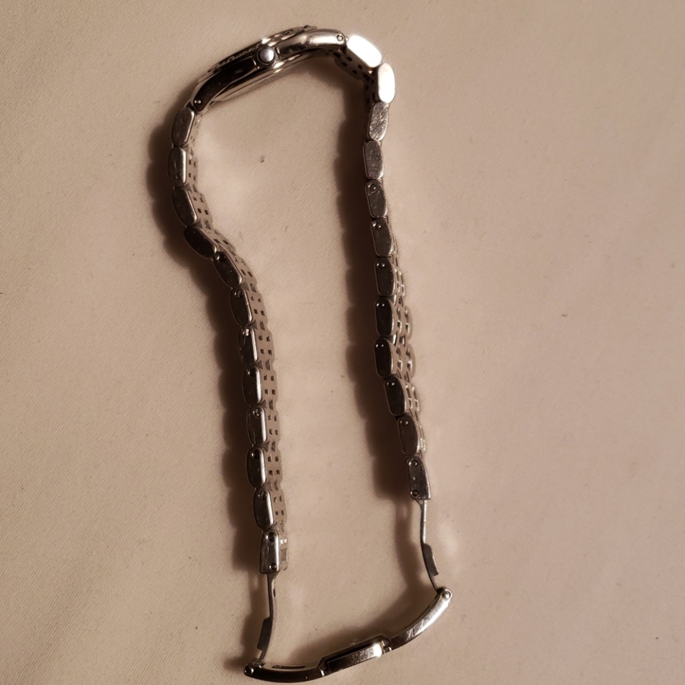 Watch - Picture 4 of 4